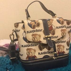 Never used it !Super nice little backpack / bag